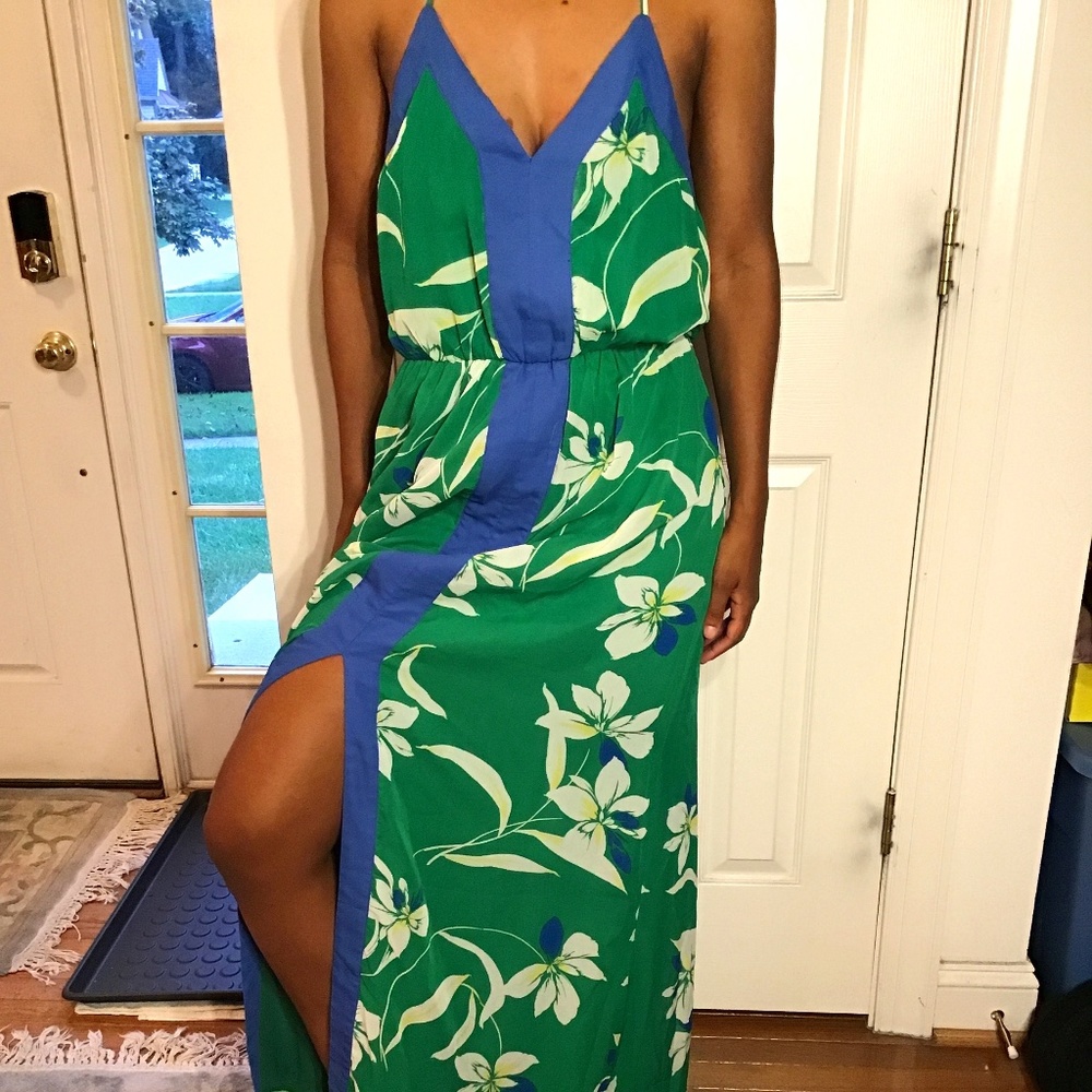 Never worn green maxi dress